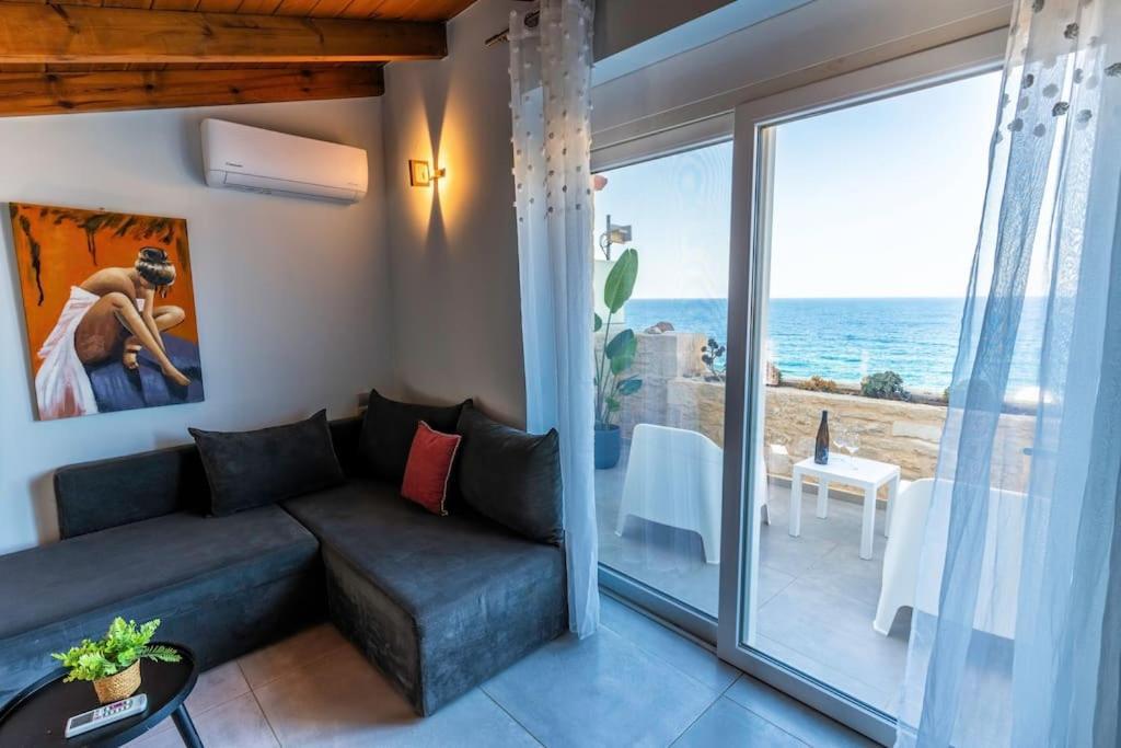 Zefyros Suite , Seafront Retreat ! Panormos  Exterior photo