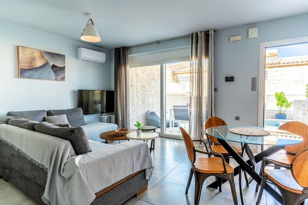 Zefyros Suite , Seafront Retreat ! Panormos  Exterior photo